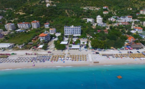 Гостиница Hotel Blue Days  Борш